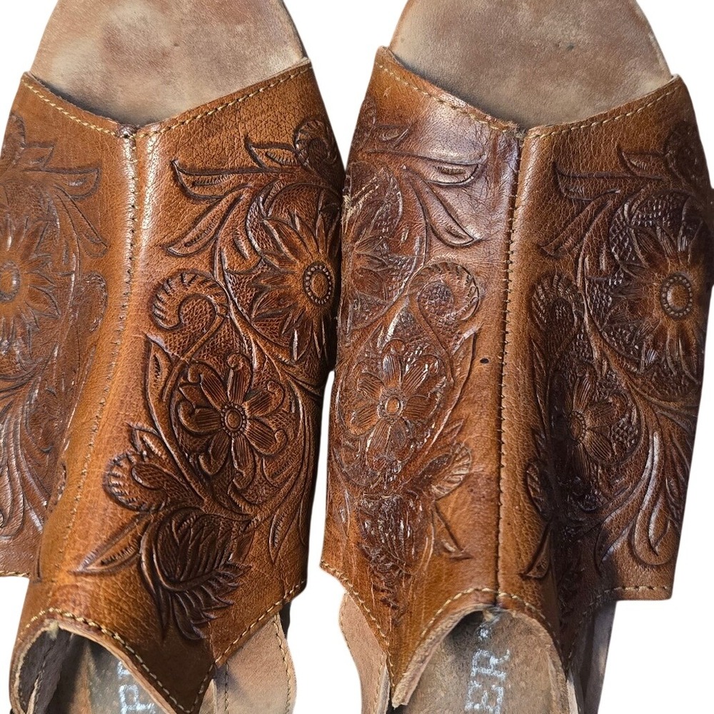 Roper Brown Floral Tooled Embossed Block 3"Heel Slingback Sandals Open Toe 7 GUC - Picture 7 of 8